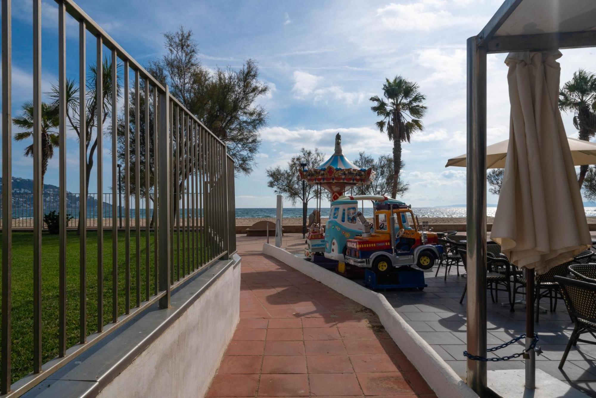 Welhomy Magnifique Appartement Santa Margarida Roses Estany Екстер'єр фото