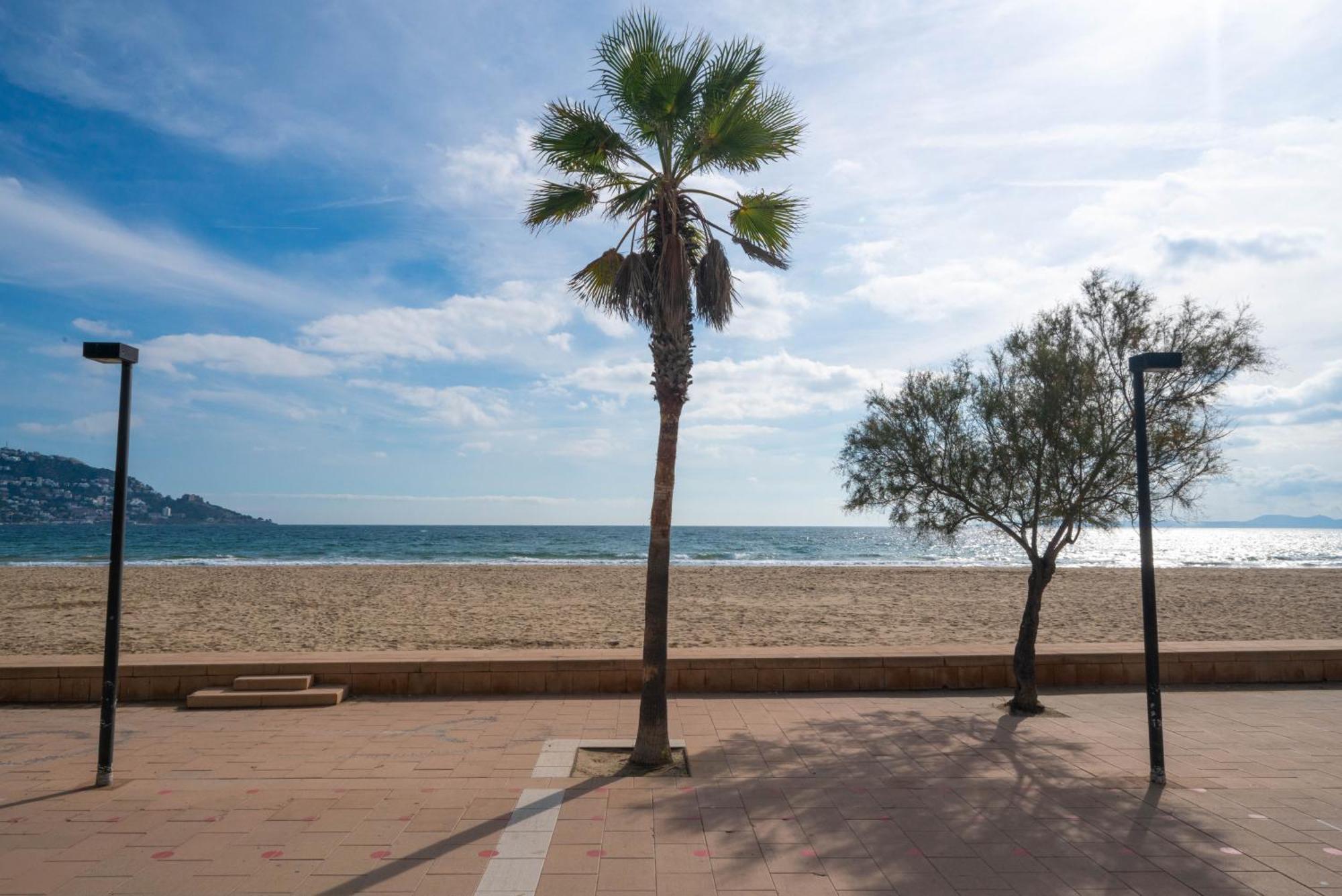 Welhomy Magnifique Appartement Santa Margarida Roses Estany Екстер'єр фото